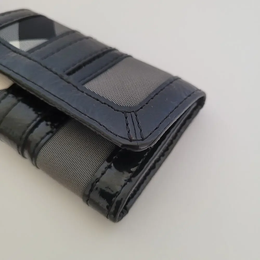 Burrbery Key Hooks Holder Case Wallet Logo Black Gray Check Trifold Designer